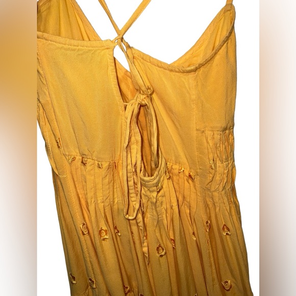 Urban Outfitters Yellow Sundress size Medium - Picture 5 of 7